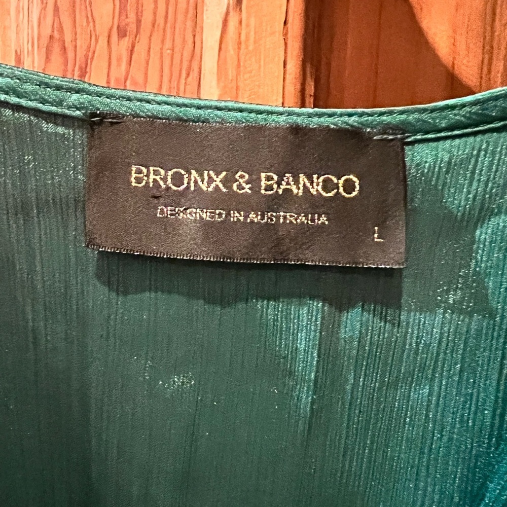 Bronx and Banco Emerald Green Ball Gown - Size Large - Picture 6 of 7
